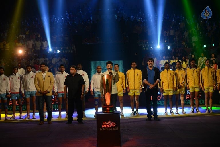 Telugu Titans Vs Jaipur Pink Panthers Kabaddi Match Photos - 61 / 100 photos