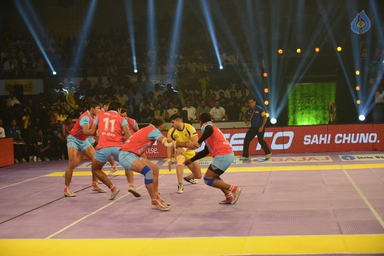 Telugu Titans Vs Jaipur Pink Panthers Kabaddi Match Photos - 65 / 100 photos