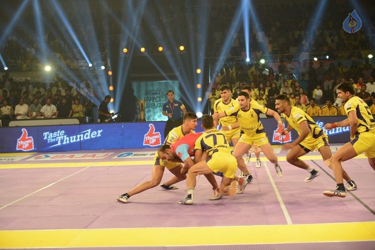 Telugu Titans Vs Jaipur Pink Panthers Kabaddi Match Photos - 83 / 100 photos
