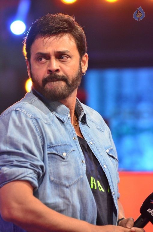 Telugu Titans Vs Bengal Warriors Kabaddi Match Photos - 8 / 78 photos