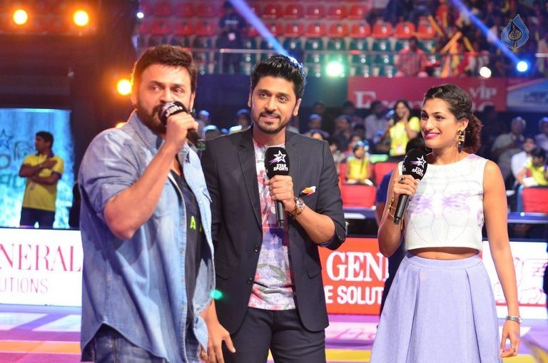 Telugu Titans Vs Bengal Warriors Kabaddi Match Photos - 17 / 78 photos