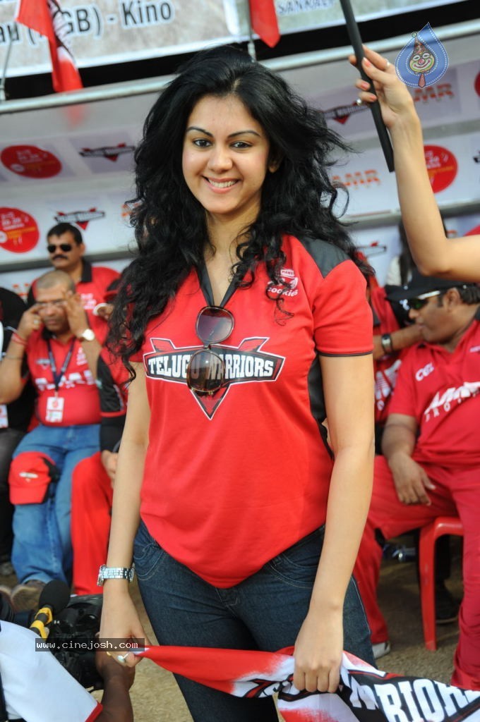 Telugu Warriors VS Bengal Tigers Match - 72 / 141 photos