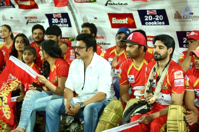 Telugu Warriors Vs Bhojpuri Dabanggs Match - 2 / 41 photos