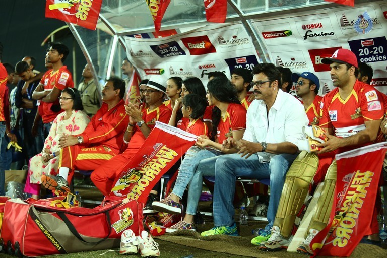Telugu Warriors Vs Bhojpuri Dabanggs Match - 38 / 41 photos