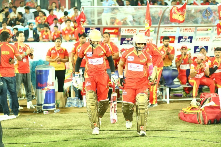 Telugu Warriors Vs Bhojpuri Dabanggs Match - 40 / 41 photos