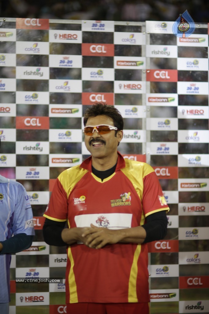 Telugu Warriors Vs Bhojpuri Dabangs Team Photos - 12 / 13 photos