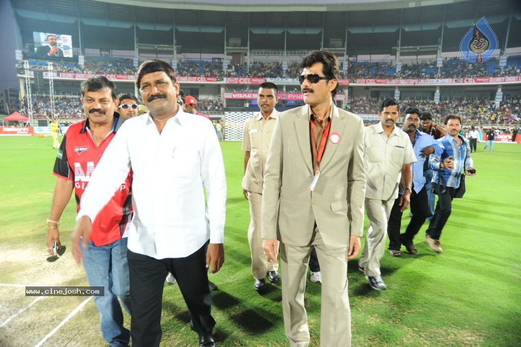 Telugu Warriors VS Chennai Rhinos Match  - 18 / 61 photos