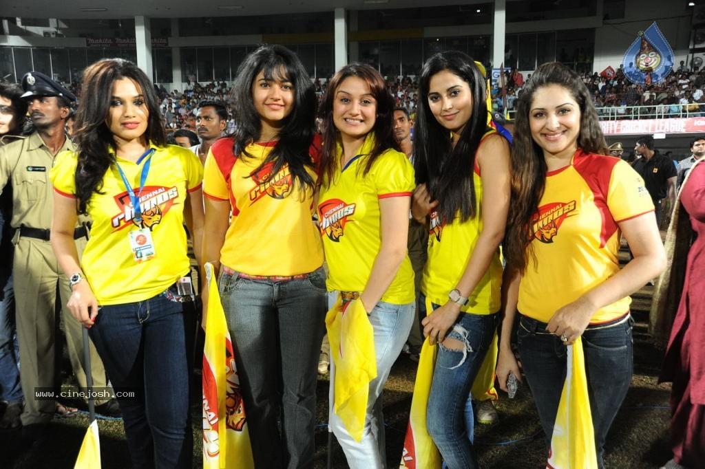 Telugu Warriors VS Chennai Rhinos Match Photos - 32 / 86 photos