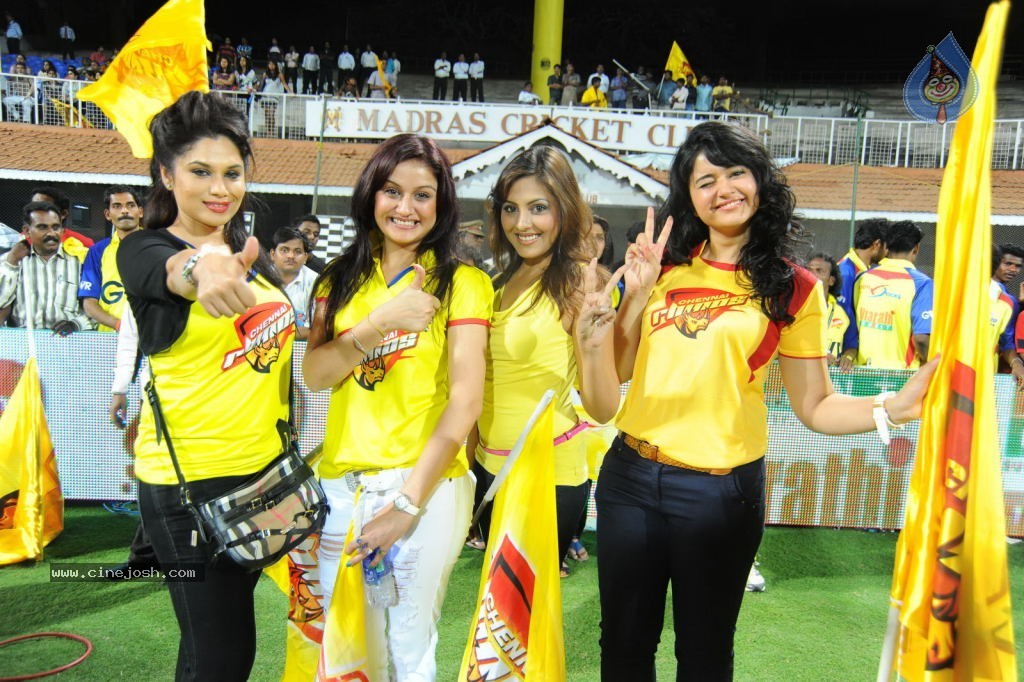 Chennai Rhinos VS Telugu Warriors  Semi Final Match - 14 / 96 photos