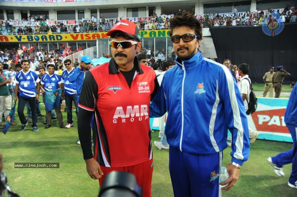 Telugu Warriors Vs Karnataka Bulldozers Match Photos 01 - 66 / 86 photos