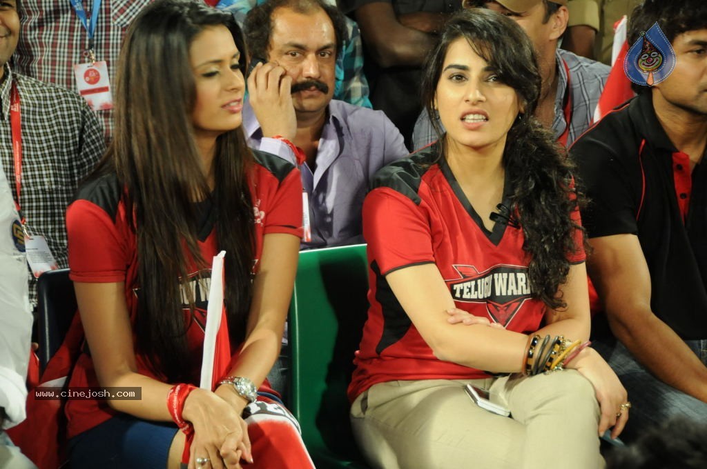 Telugu Warriors Vs Karnataka Bulldozers Match Photos 01 - 85 / 86 photos