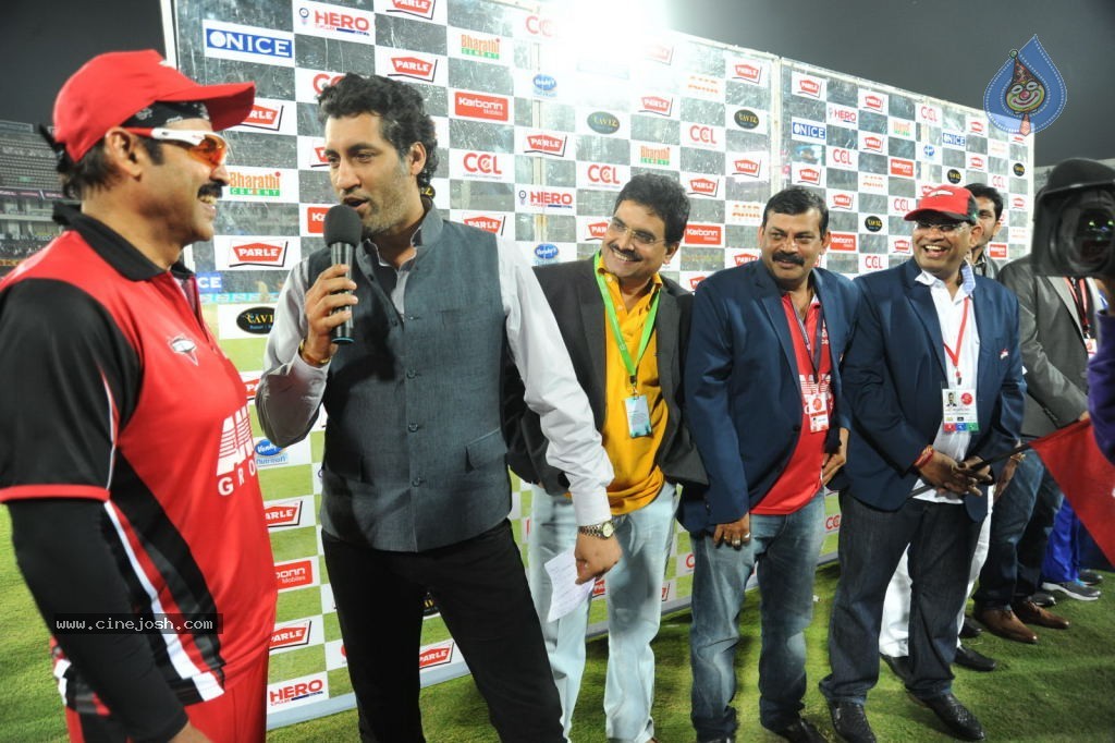 Telugu Warriors Vs Karnataka Bulldozers Match Photos 04 - 83 / 173 photos