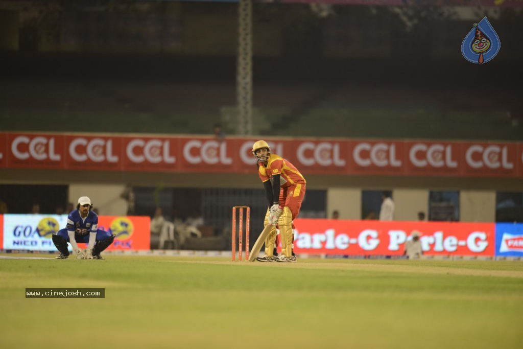 Telugu Warriors Vs Karnataka Bulldozers Match Stills - 3 / 190 photos