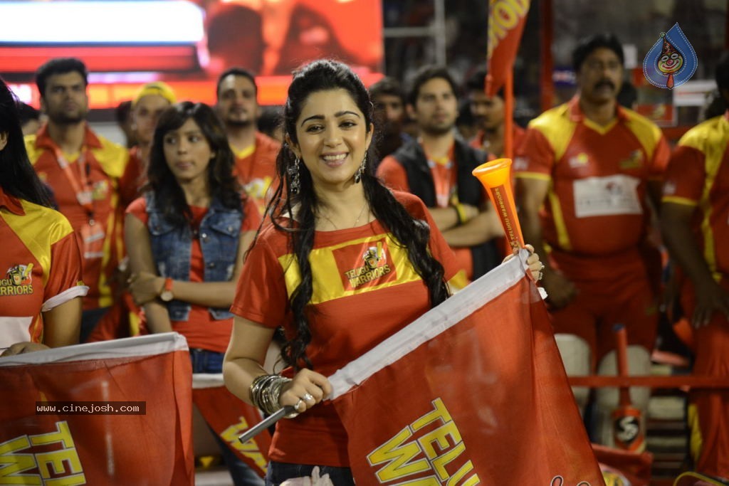 Telugu Warriors Vs Karnataka Bulldozers Match Stills - 20 / 190 photos