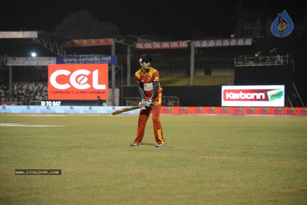 Telugu Warriors Vs Karnataka Bulldozers Match Stills - 27 / 190 photos