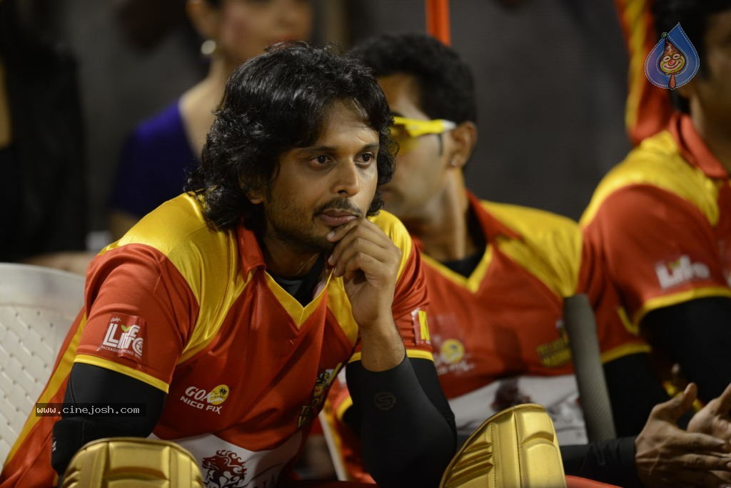 Telugu Warriors Vs Karnataka Bulldozers Match Stills - 28 / 190 photos