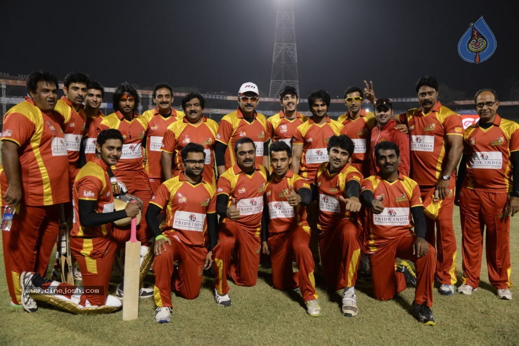 Telugu Warriors Vs Karnataka Bulldozers Match Stills - 30 / 190 photos