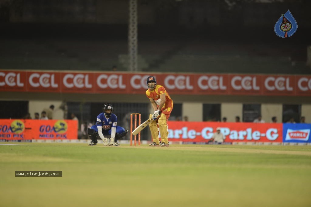 Telugu Warriors Vs Karnataka Bulldozers Match Stills - 41 / 190 photos