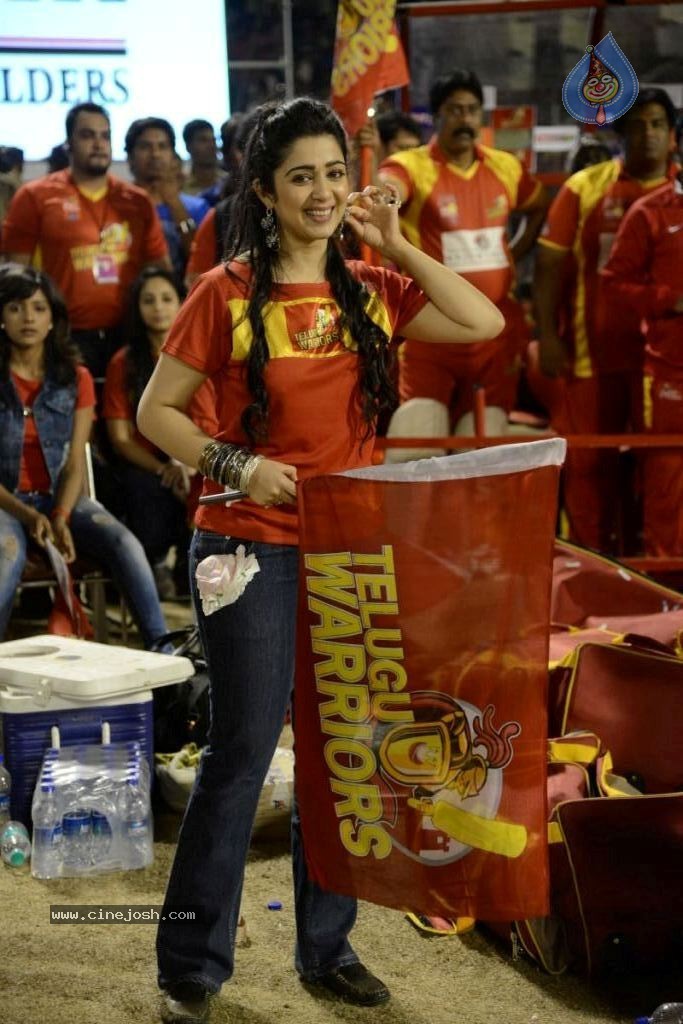 Telugu Warriors Vs Karnataka Bulldozers Match Stills - 43 / 190 photos