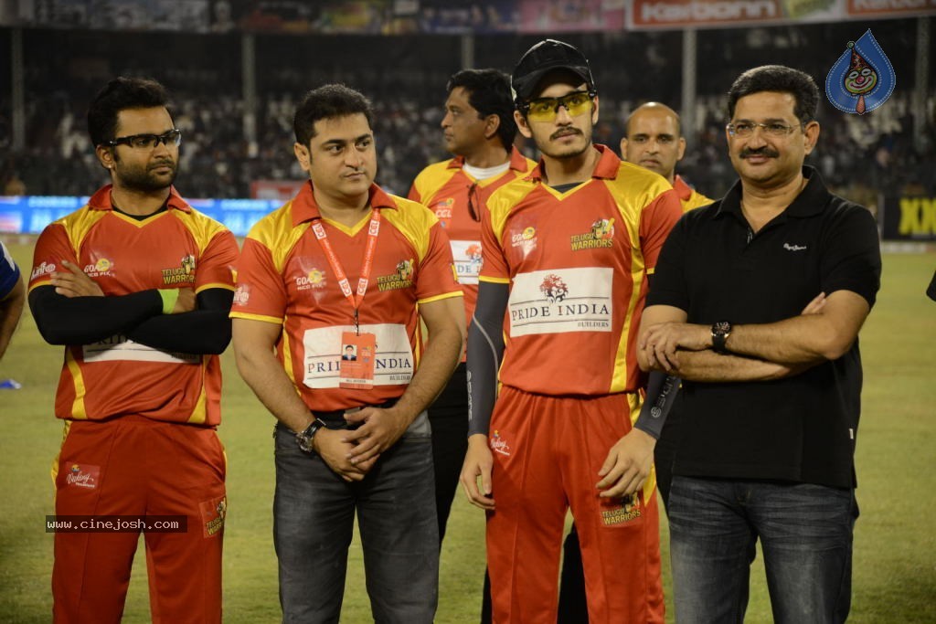 Telugu Warriors Vs Karnataka Bulldozers Match Stills - 52 / 190 photos