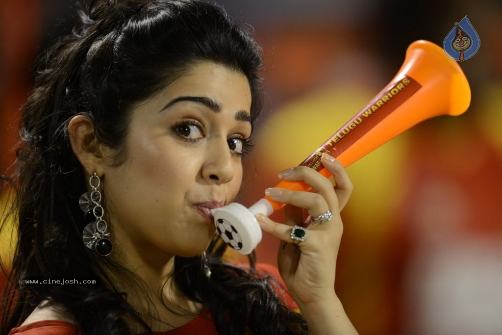 Telugu Warriors Vs Karnataka Bulldozers Match Stills - 56 / 190 photos