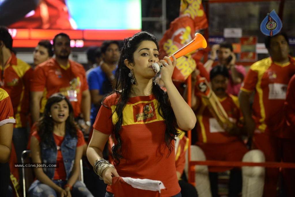 Telugu Warriors Vs Karnataka Bulldozers Match Stills - 58 / 190 photos