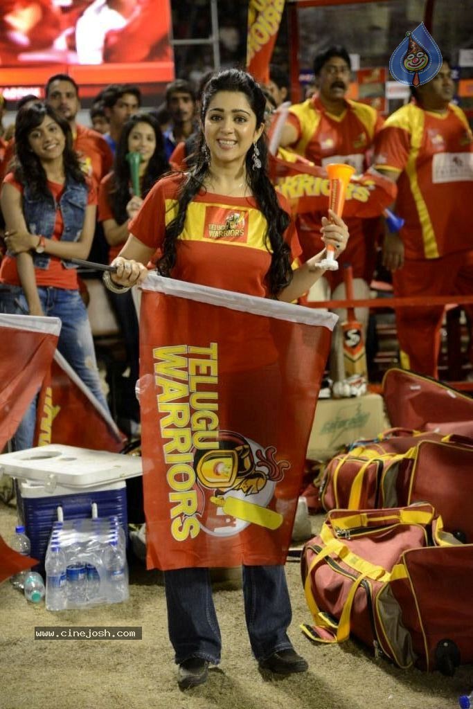 Telugu Warriors Vs Karnataka Bulldozers Match Stills - 60 / 190 photos