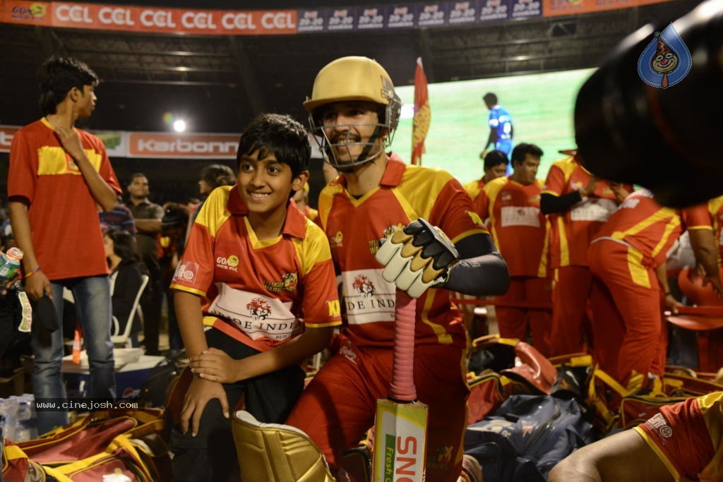 Telugu Warriors Vs Karnataka Bulldozers Match Stills - 78 / 190 photos