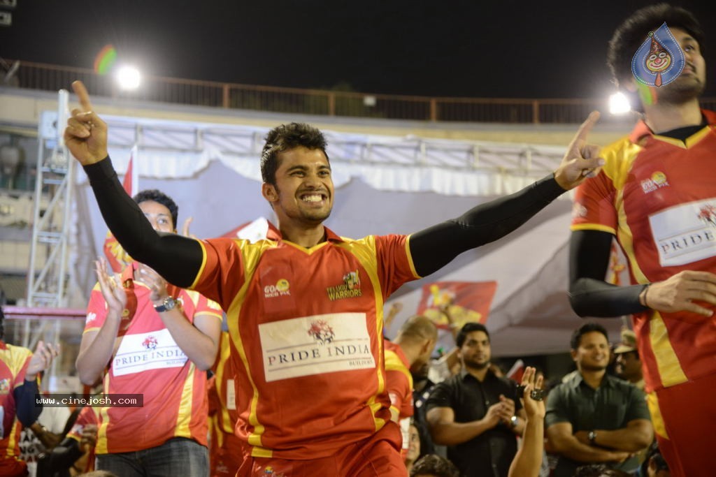 Telugu Warriors Vs Karnataka Bulldozers Match Stills - 114 / 190 photos
