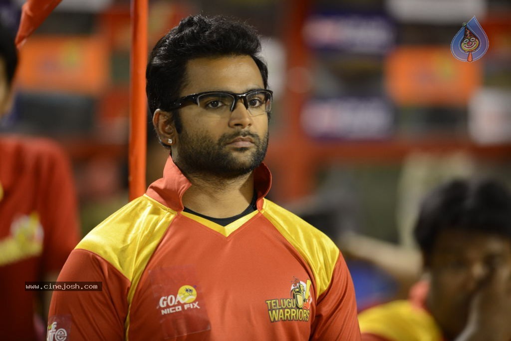 Telugu Warriors Vs Karnataka Bulldozers Match Stills - 158 / 190 photos