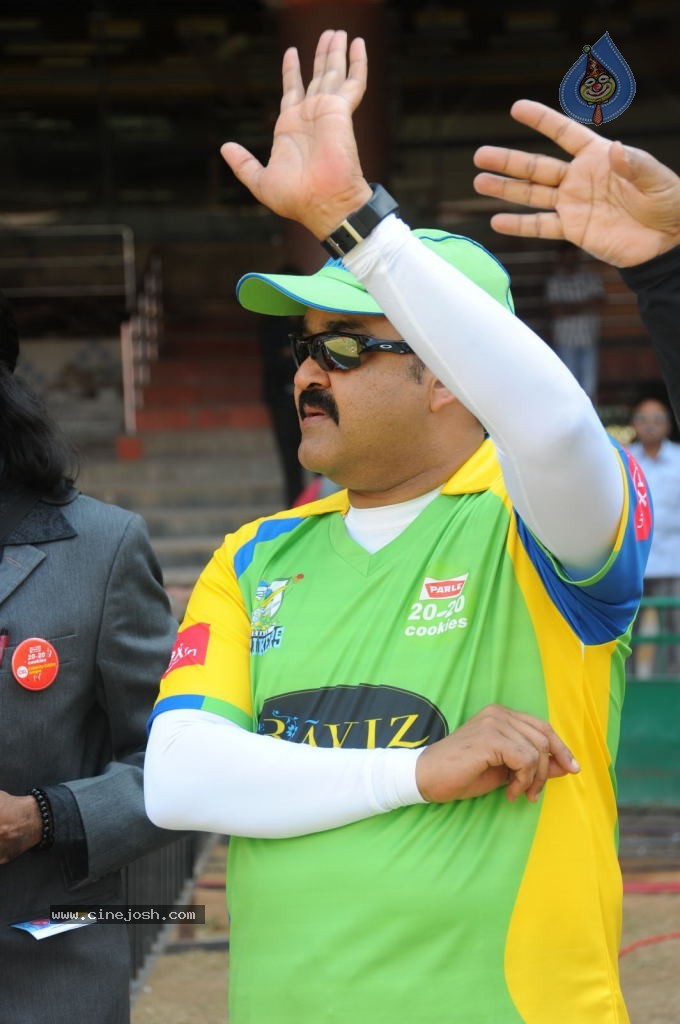 Telugu Warriors Vs Kerala Strikers Match Photos 01 - 32 / 91 photos