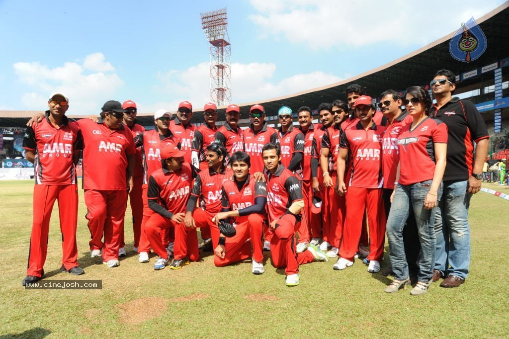 Telugu Warriors Vs Kerala Strikers Match Photos 01 - 42 / 91 photos