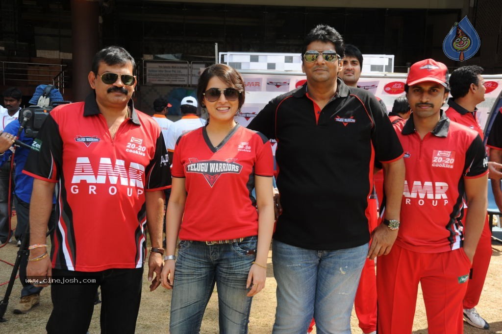 Telugu Warriors Vs Kerala Strikers Match Photos 01 - 59 / 91 photos