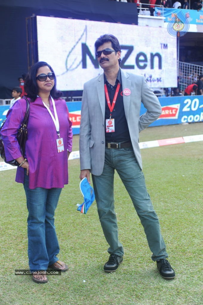 Telugu Warriors Vs Kerala Strikers Match Photos 02 - 76 / 114 photos