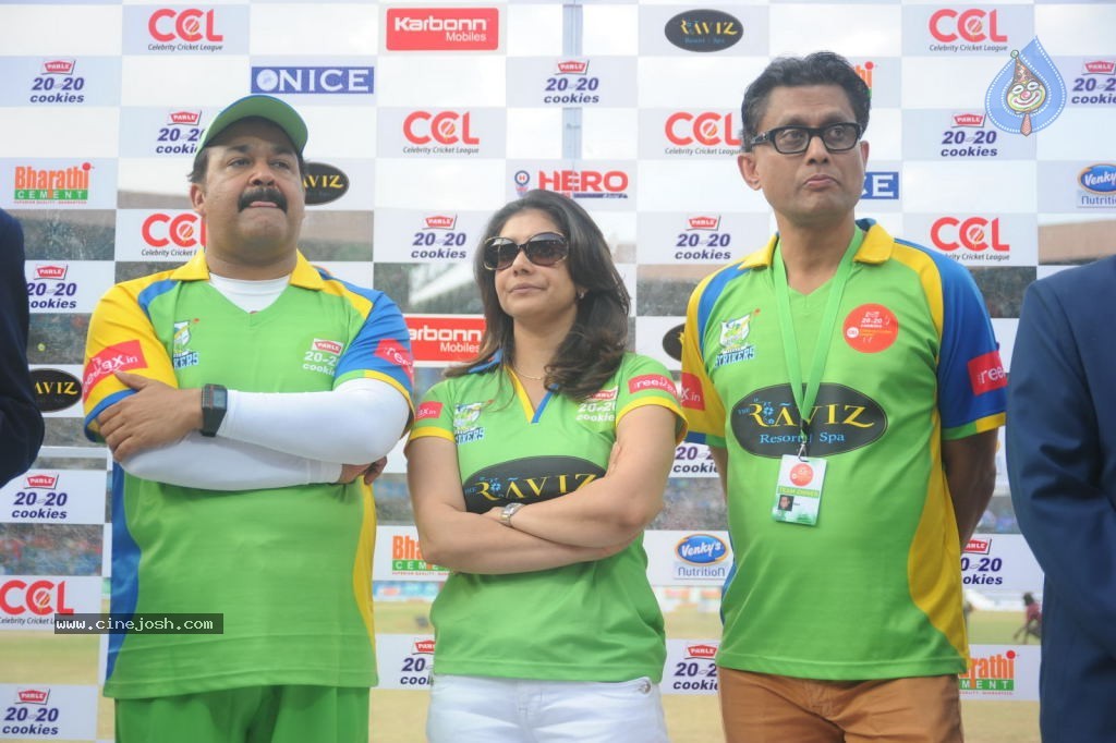 Telugu Warriors Vs Kerala Strikers Match Photos 02 - 100 / 114 photos