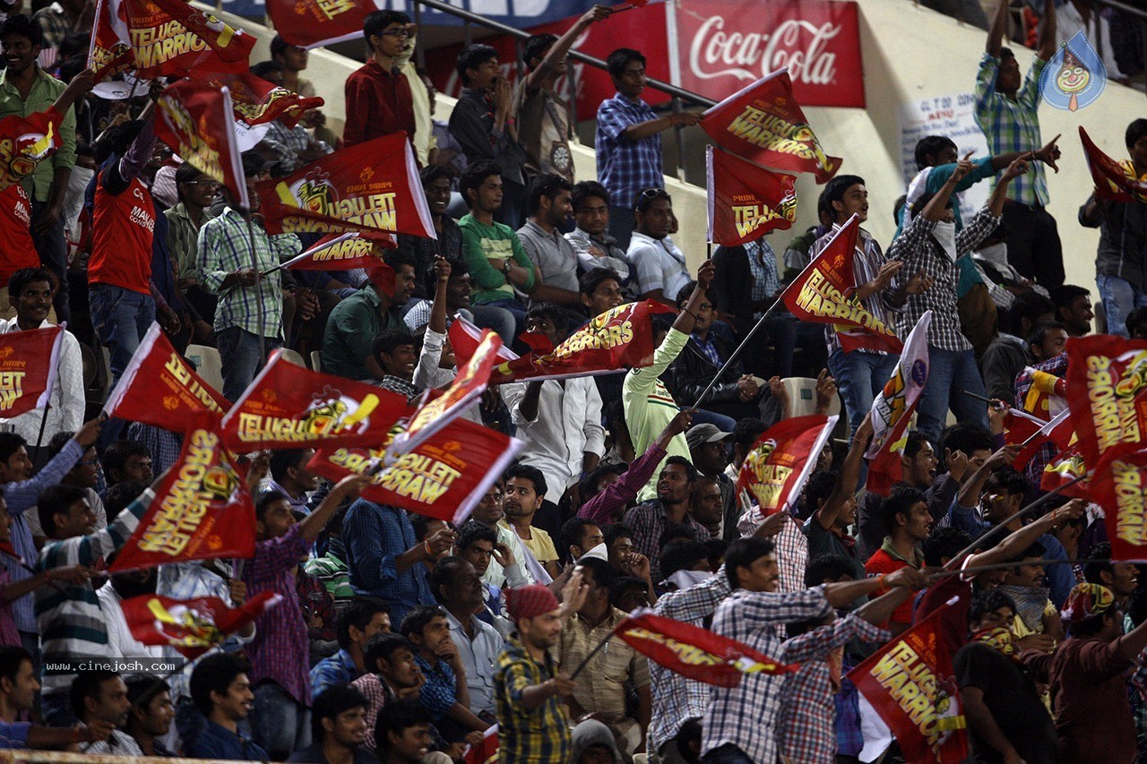 Telugu Warriors Vs Mumbai Heroes Match Photos - 29 / 150 photos
