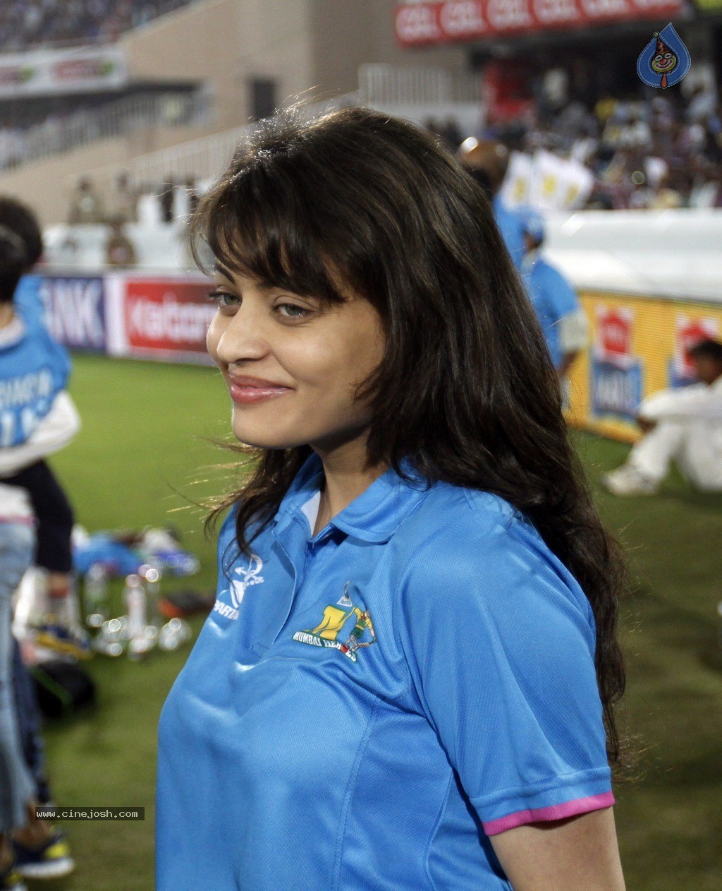 Telugu Warriors Vs Mumbai Heroes Match Photos - 31 / 150 photos