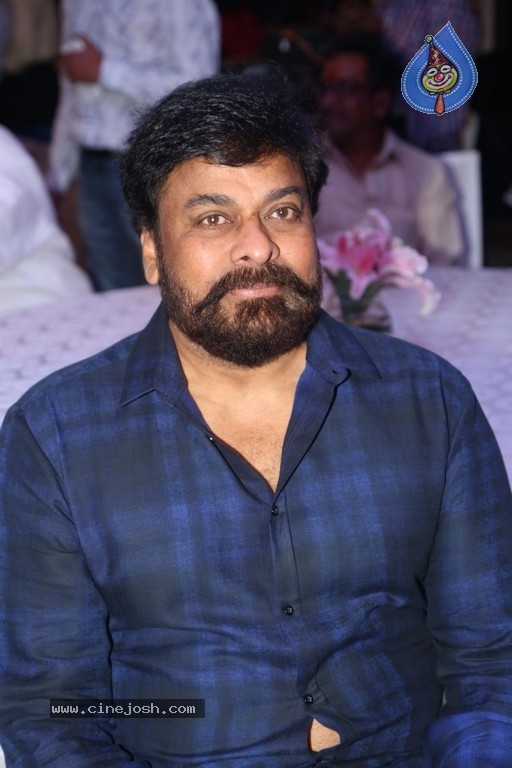 Tera Venuka Dasari Book Launched by Chiranjeevi - 45 / 61 photos