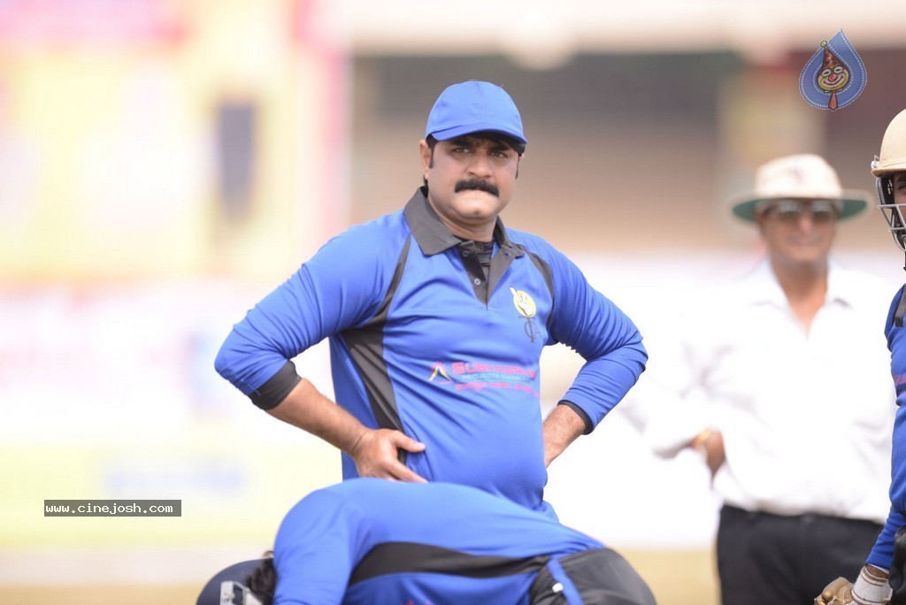 Tollywood Cricket Match in Vijayawada 01 - 60 / 163 photos