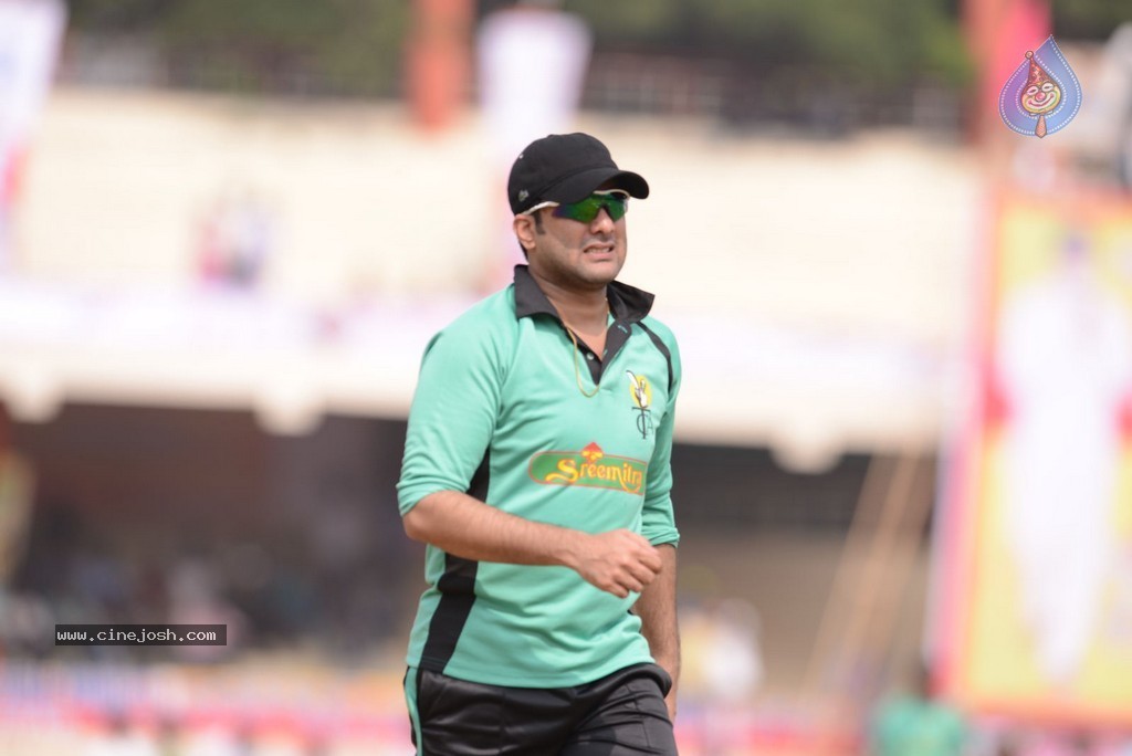 Tollywood Cricket Match in Vijayawada 01 - 158 / 163 photos