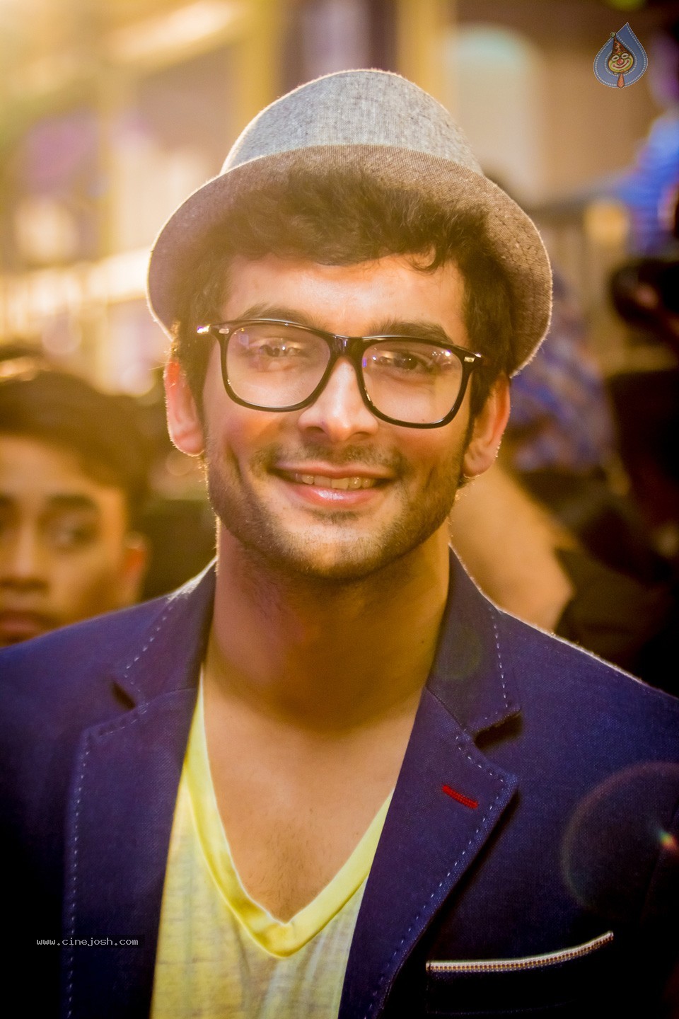 Top Celebs at SIIMA Awards 2014 - 12 / 150 photos