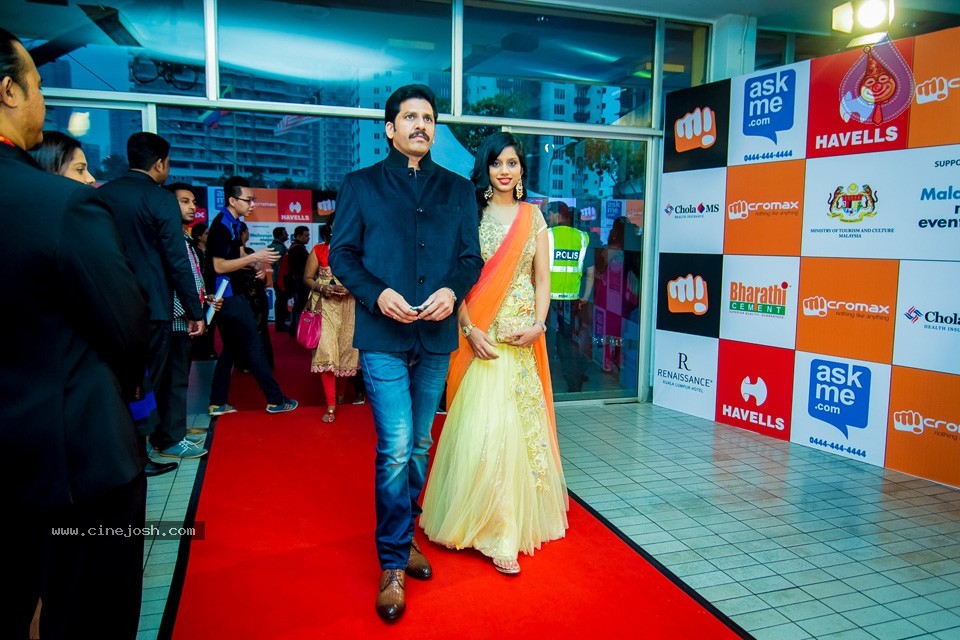 Top Celebs at SIIMA Awards 2014 - 15 / 150 photos