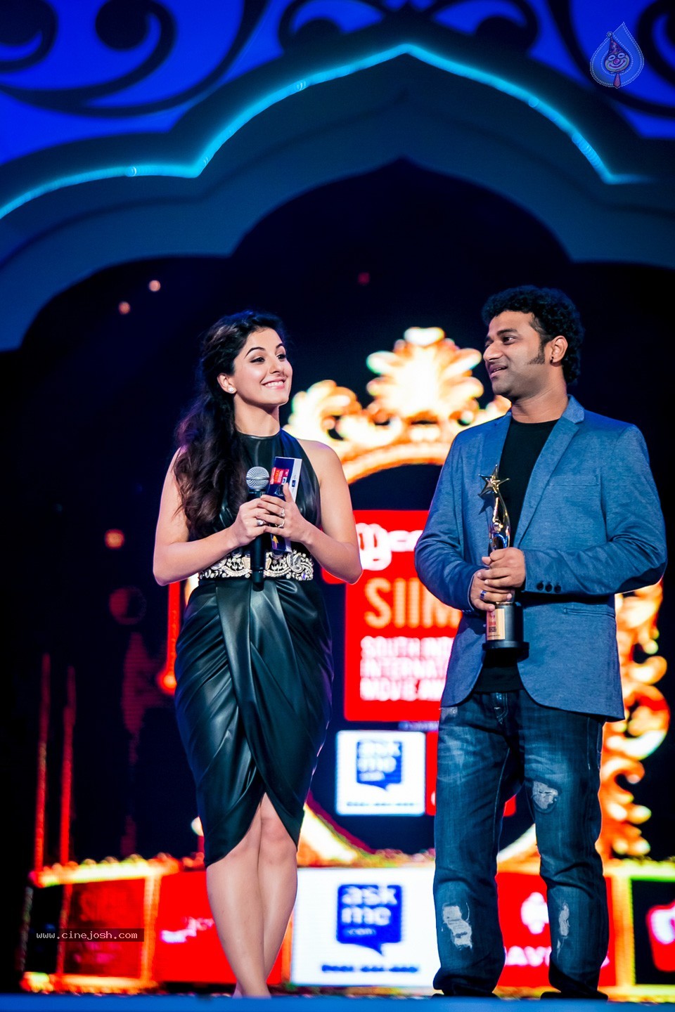 Top Celebs at SIIMA Awards 2014 - 65 / 150 photos