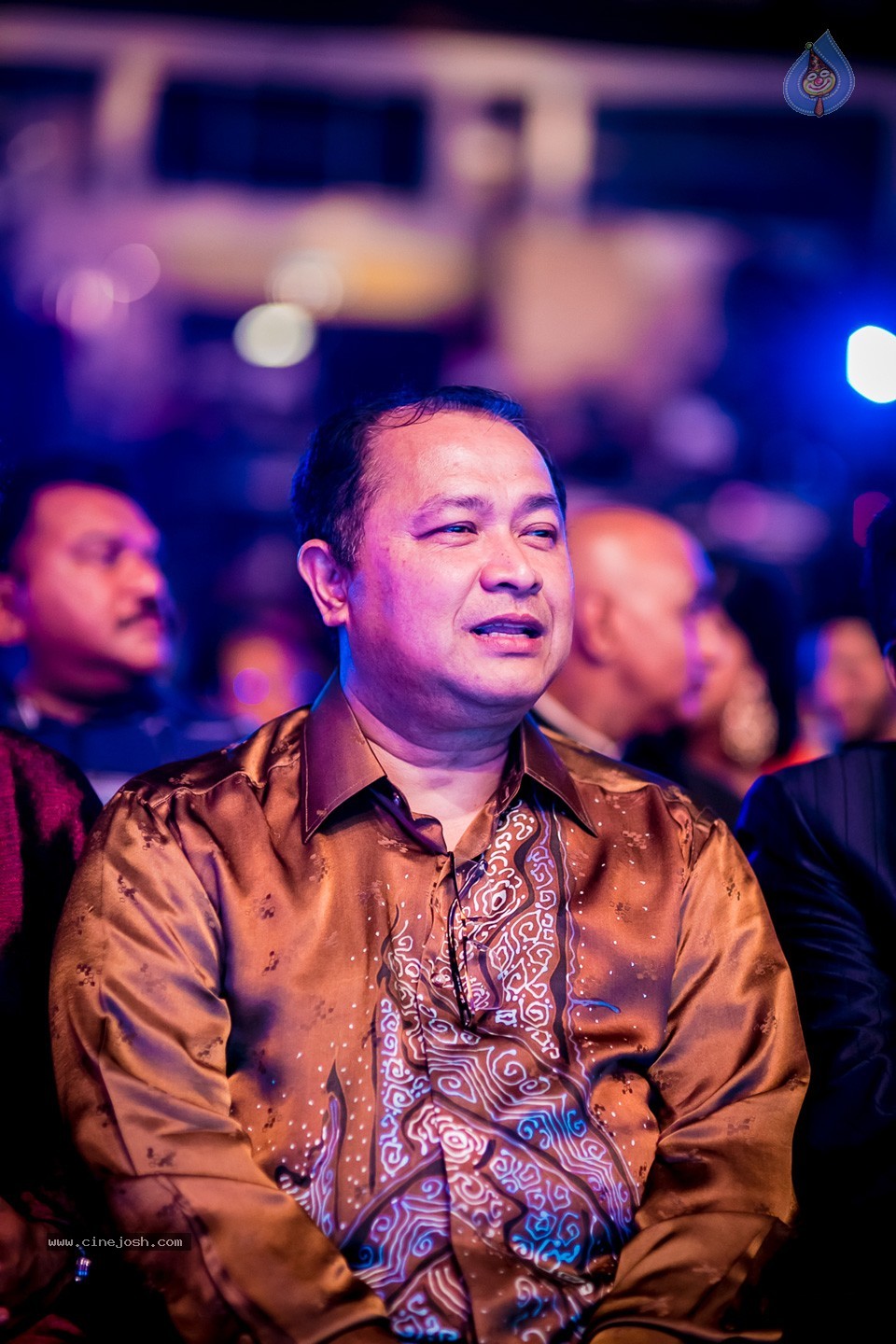 Top Celebs at SIIMA Awards 2014 - 96 / 150 photos