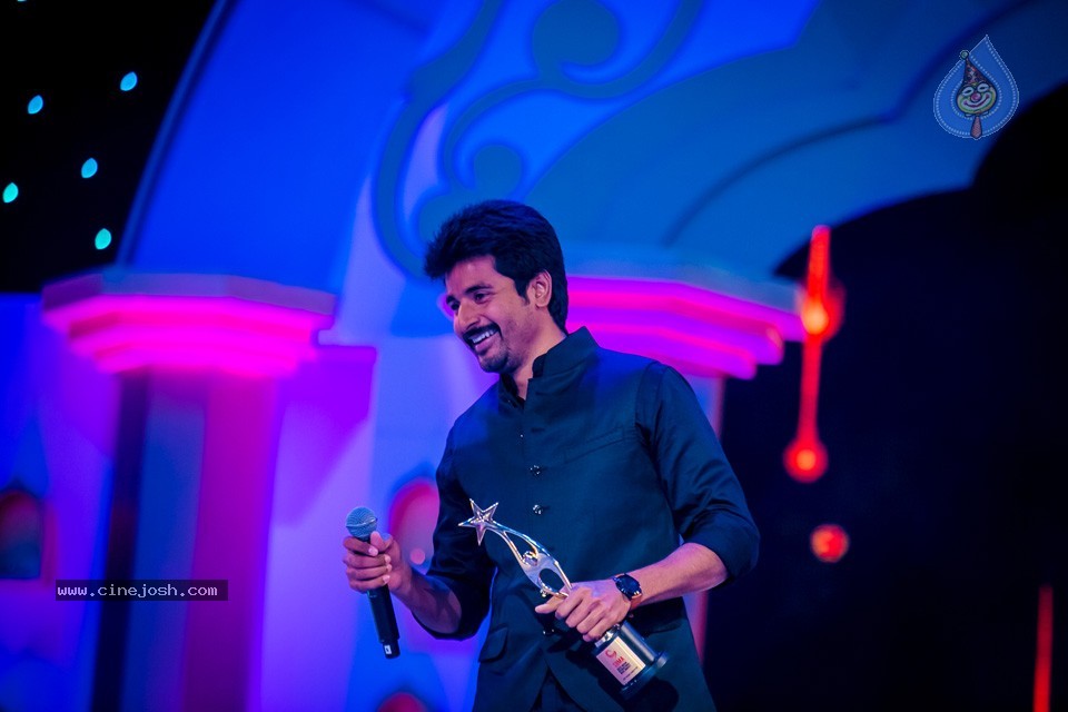 Top Celebs at SIIMA Awards 2014 - 97 / 150 photos