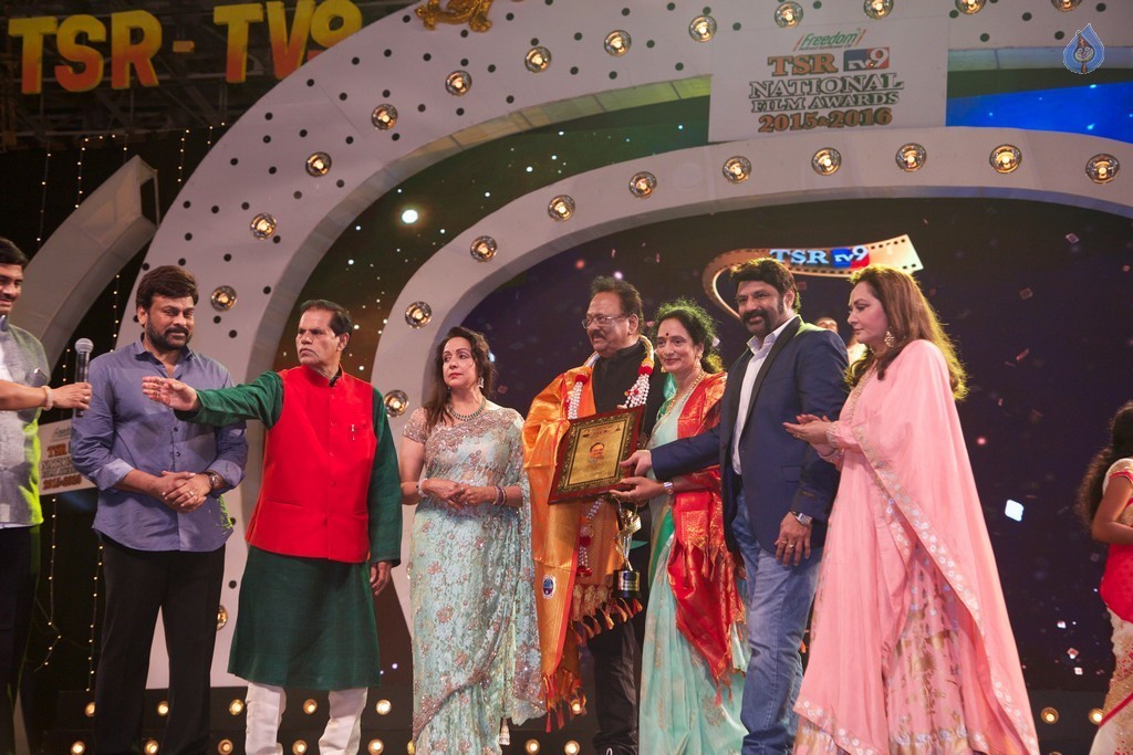 TSR - TV9 National Film Awards - 42 / 50 photos