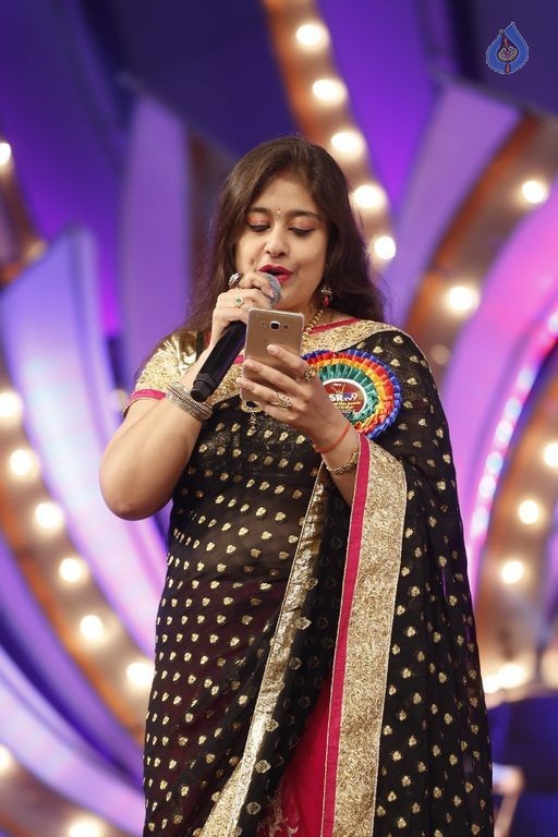 TSR - TV9 National Film Awards Photos 1 - 5 / 32 photos