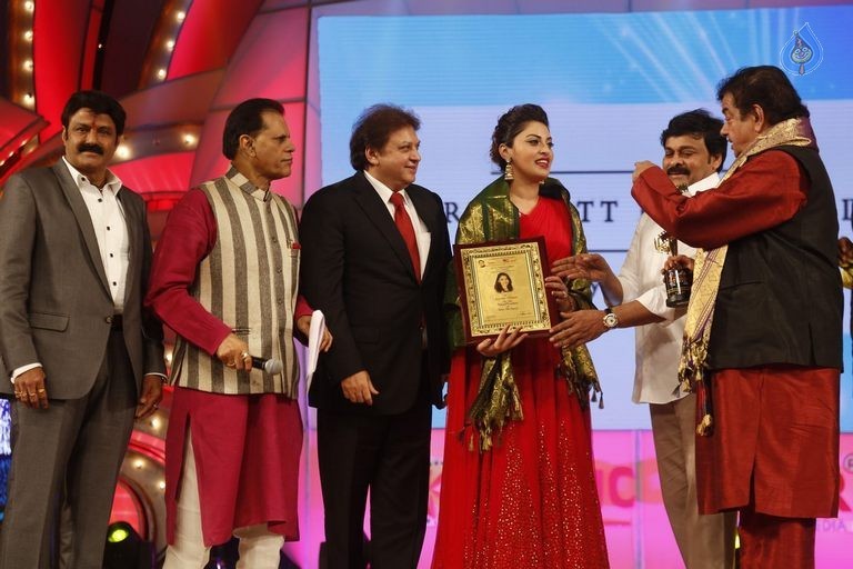 TSR - TV9 National Film Awards Photos 3 - 95 / 441 photos