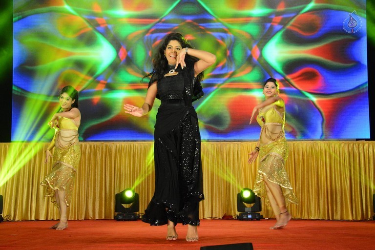 TSR Cinegoer's Association TV Awards - 3 / 42 photos