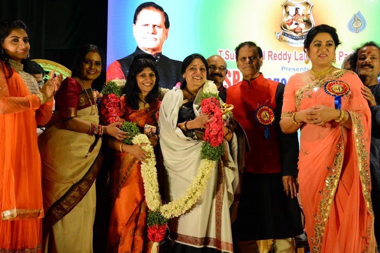 TSR Cinegoer's Association TV Awards - 10 / 42 photos